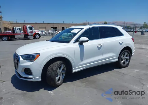2021 Audi Q3 Premium 40 Tfsi Quattro Tiptronic z USA, uszkodzony, nr VIN WA1AUCF32M1063560